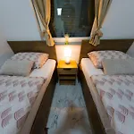De Luxe Infinity Bihac
