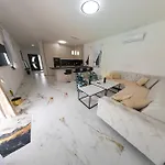 Villa De Luxe Infinity *