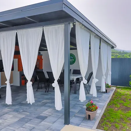 De Luxe Infinity Villa