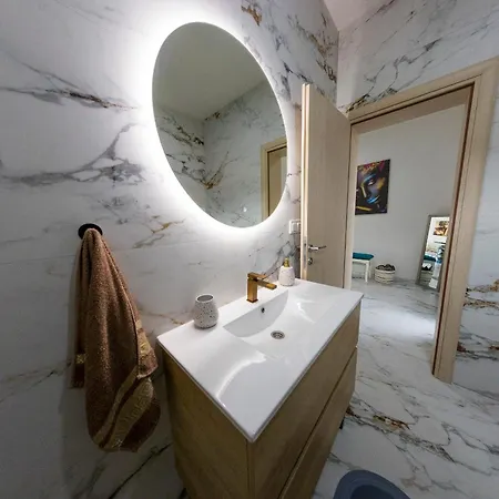 De Luxe Infinity *