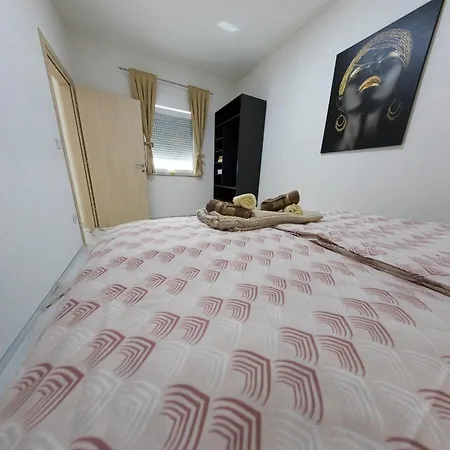 De Luxe Infinity Villa *