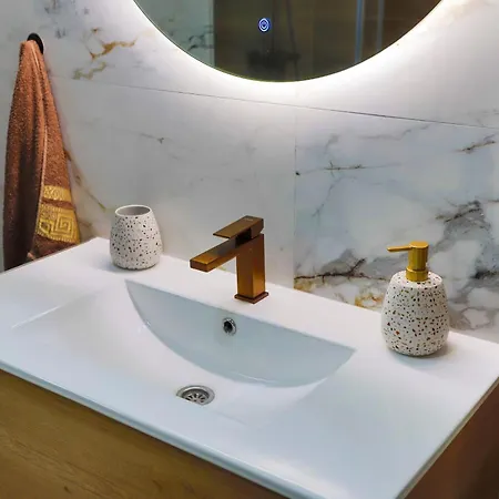 De Luxe Infinity Bihać