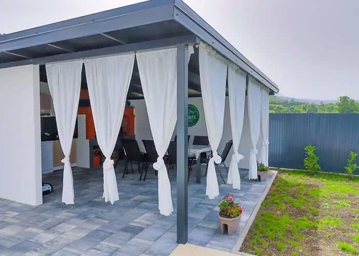 De Luxe Infinity Villa