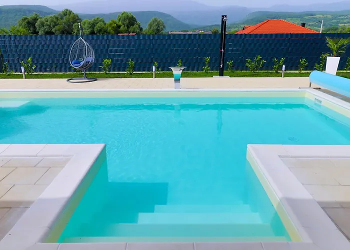 De Luxe Infinity Villa