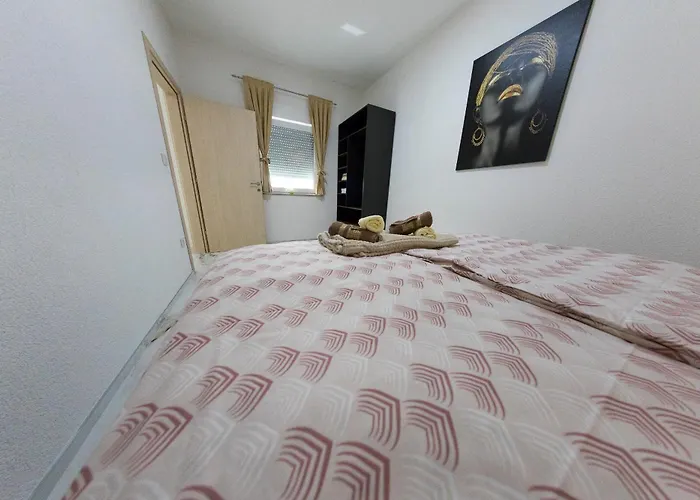 De Luxe Infinity Villa *