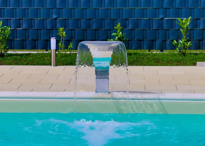 De Luxe Infinity Villa *